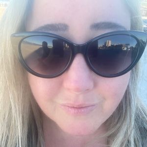 Meet your Posher, Bonnie jean